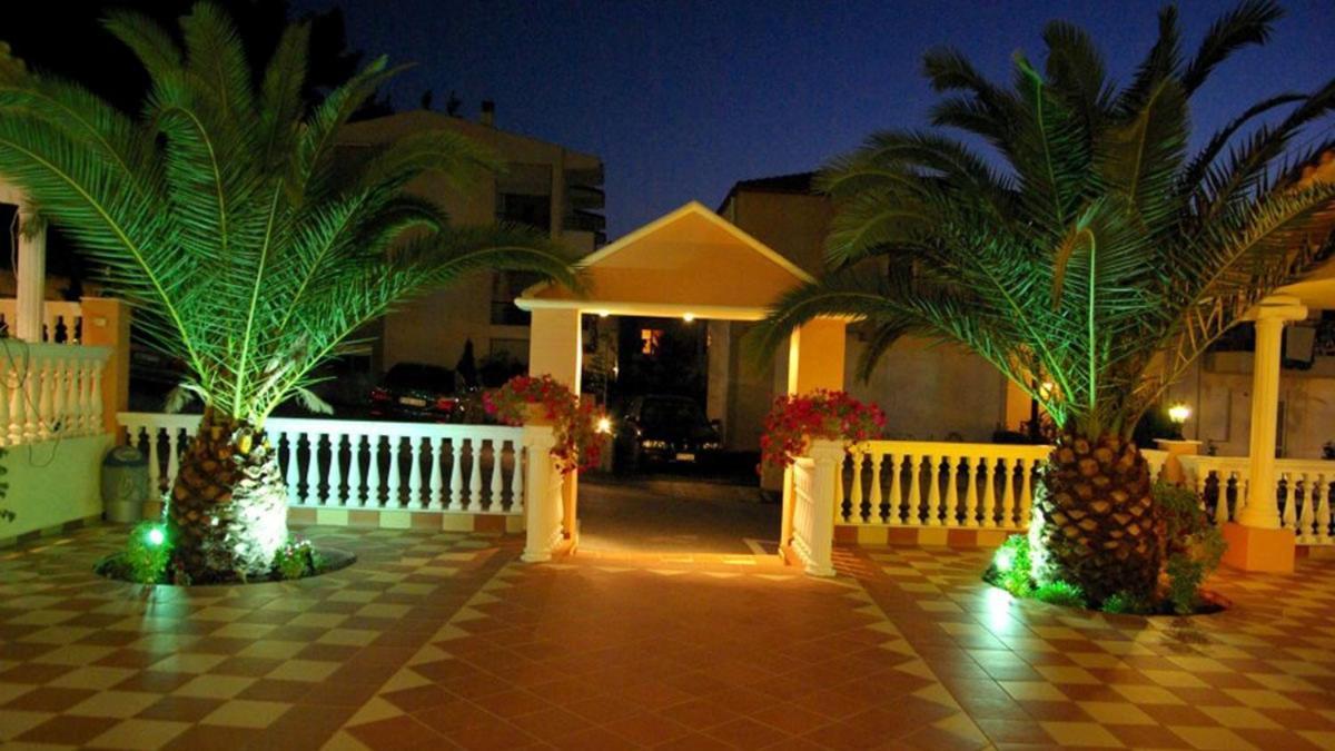Calypso Hotel Siviri Bagian luar foto