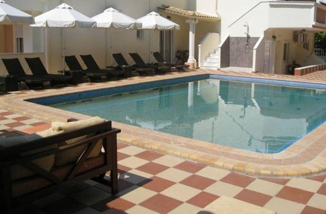 Calypso Hotel Siviri Bagian luar foto