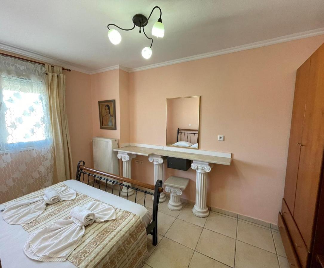 Calypso Hotel Siviri Bagian luar foto