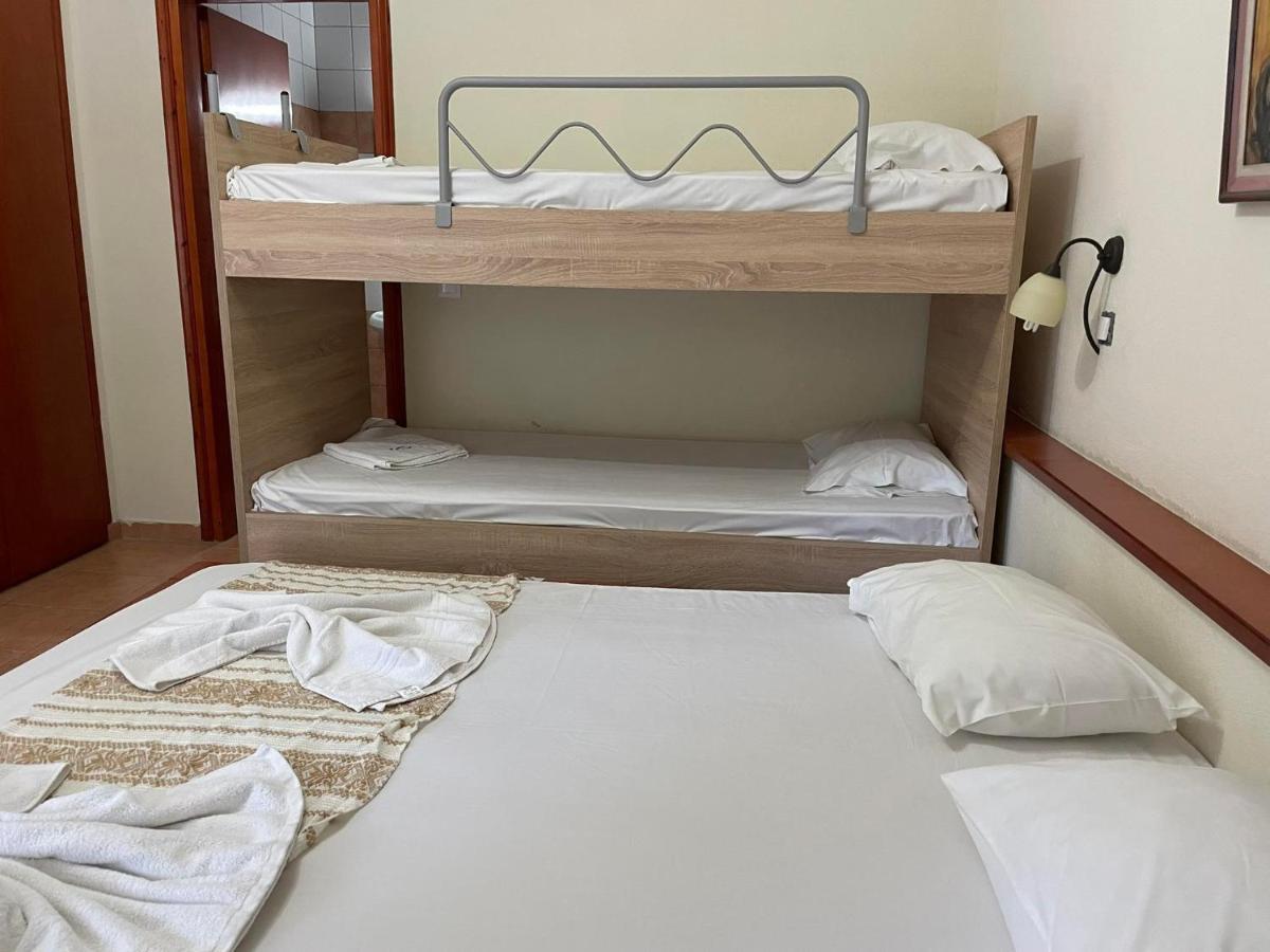 Calypso Hotel Siviri Bagian luar foto