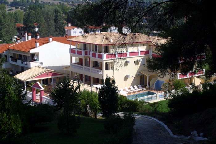 Calypso Hotel Siviri Bagian luar foto